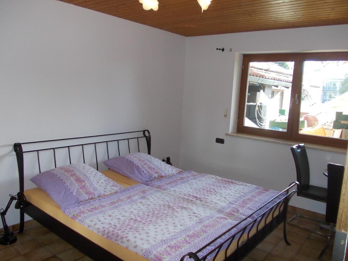 Xxl Apartment, 10 Beds, 4 Sleep-Rooms, 140Qm, 2 Wc, 2 Shower && Bruckmühl Dış mekan fotoğraf